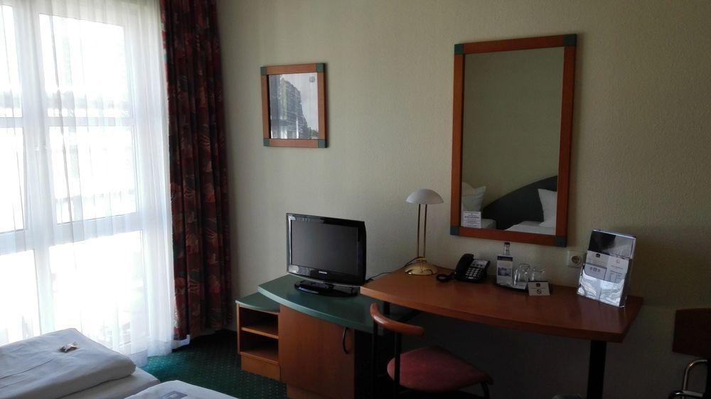 Trip Inn Hotel Dasing-Augsburg Экстерьер фото