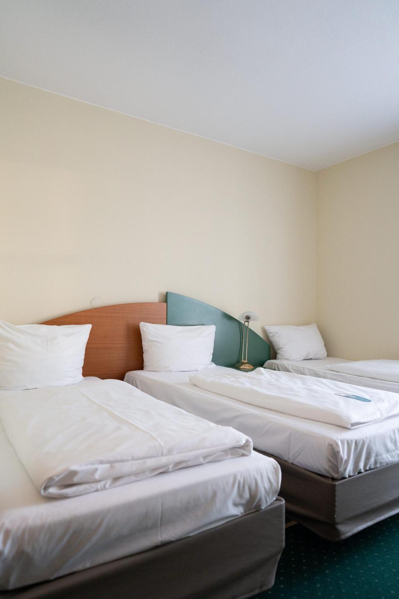 Trip Inn Hotel Dasing-Augsburg Экстерьер фото
